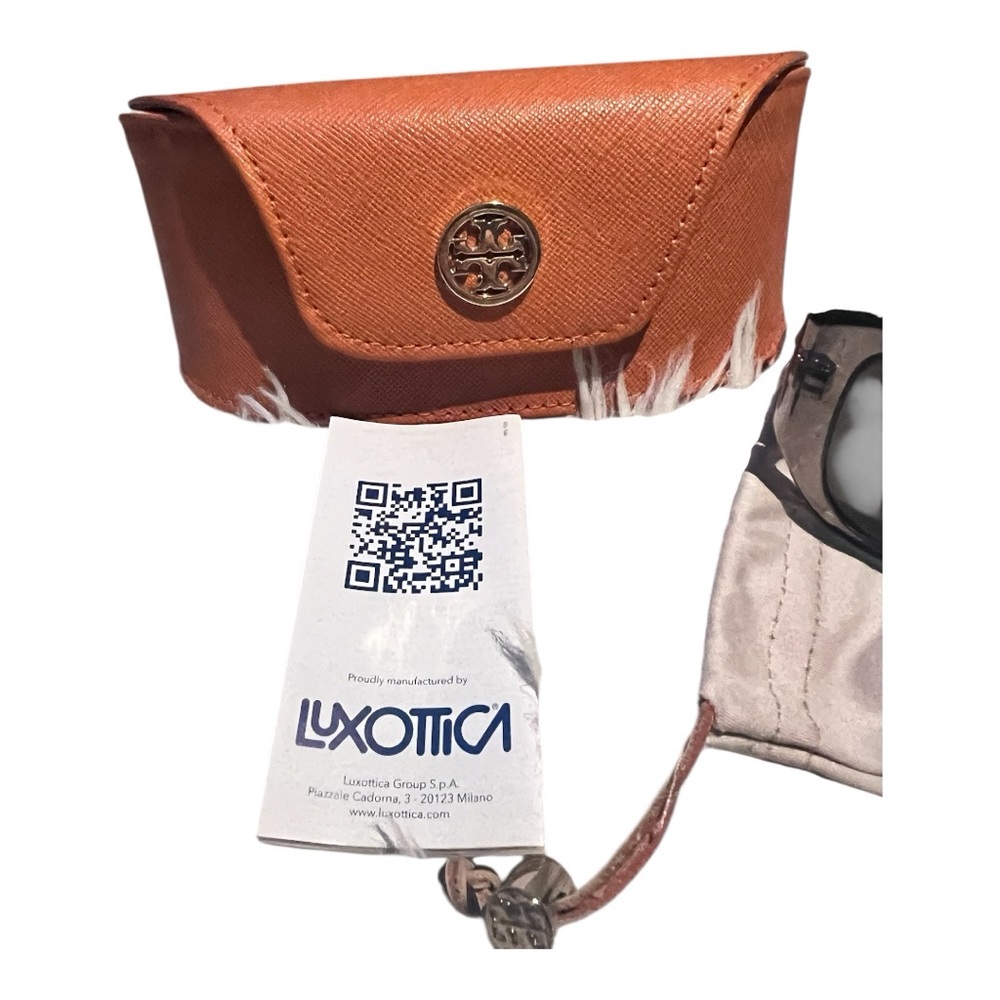 Tory Burch Black and Brown Sunglasses Fashion-Forward Accessories - Picture 4 of 7